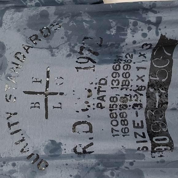 3/$40 Men's Large BUFFALO David Bitton graphic tshirt - Picture 2 of 7